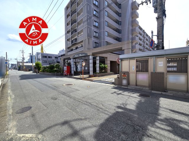 アンピール比恵南の外観|前面道路含む現地写真です。