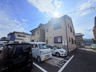 コンフォート黒木　C棟の駐車場