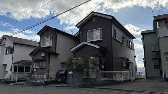 中古戸建　岩出市今中の前面道路含む現地写真