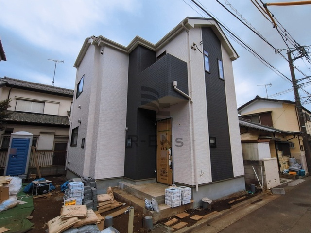 【外観】 | 西東京市北原町３丁目　新築戸建て | シンプルで洗練されたデザインが住む方の色に染まり個性を演出

