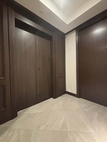 グラングリーン大阪 THE NORTH RESIDENCEの玄関
