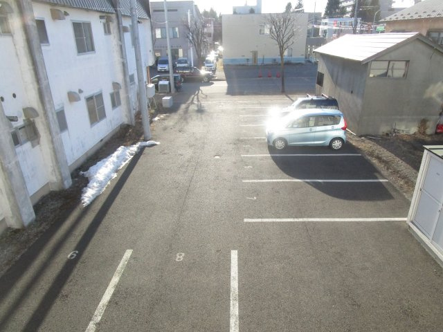 フォンテーヌ柏の駐車場