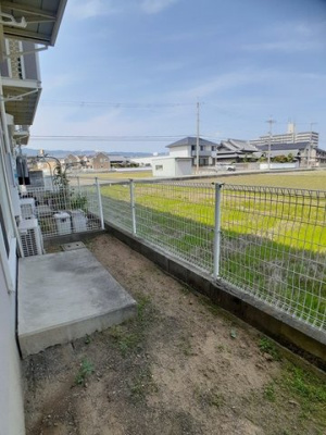 【庭】 | アーバンハウスⅡ | たまにはお庭で休日を過ごしてみるのもよいかもしれません