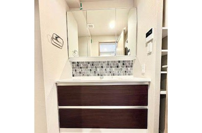 【独立洗面台】 | エスタテラ湘南台プラザタワー | 独立洗面化粧台が付いています