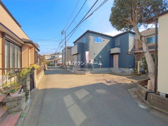 所沢市上新井4丁目・全1棟　新築一戸建　～収納充実～の前面道路含む現地写真|現地写真（2026年3月24日撮影）