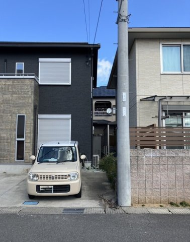 中古戸建　岩出市金屋の駐車場