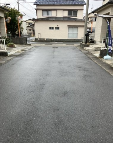 中古戸建　岩出市川尻の前面道路含む現地写真