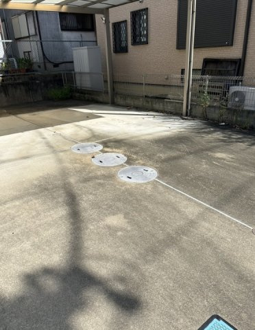 中古戸建　岩出市曽屋の駐車場