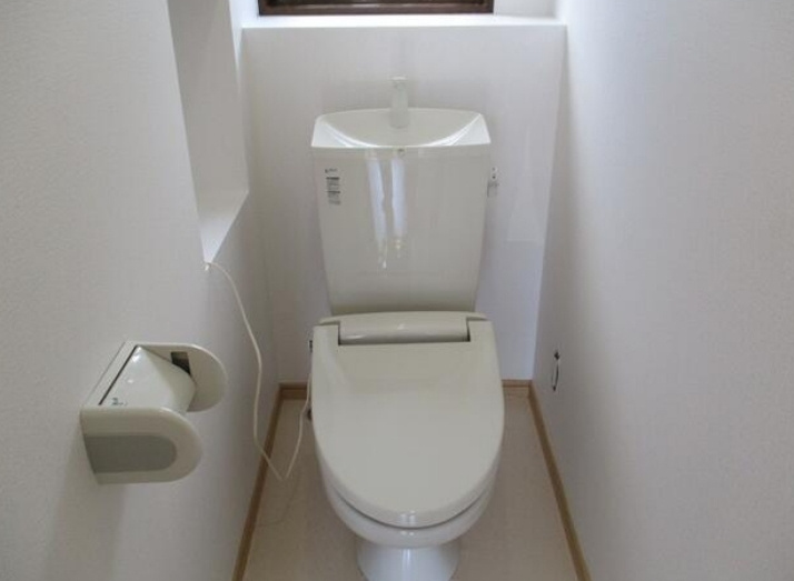 中古戸建　岩出市西安上のトイレ