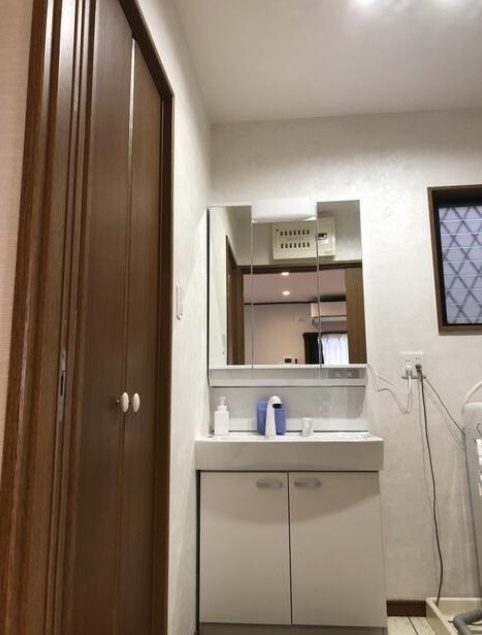 中古戸建　和歌山市有本の独立洗面台