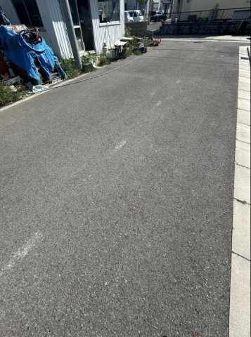 中古戸建　和歌山市宇田森の前面道路含む現地写真