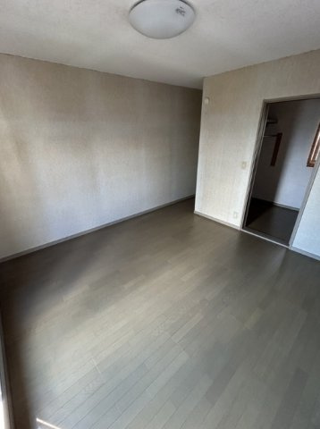 中古戸建　岩出市今中の洋室