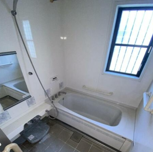 中古戸建　直川の浴室