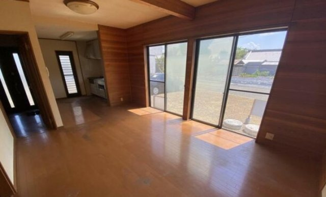 中古戸建　直川の居間・リビング