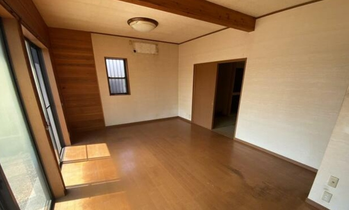 中古戸建　直川の玄関