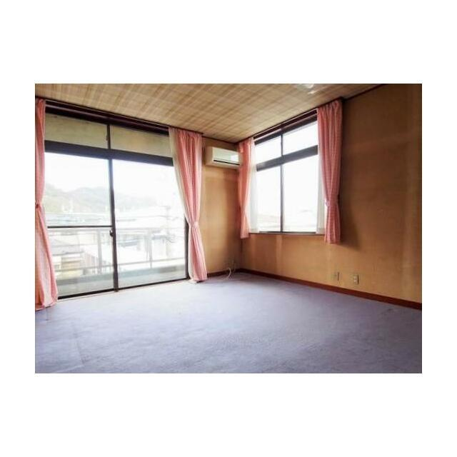 中古戸建　和歌山市栄谷の洋室
