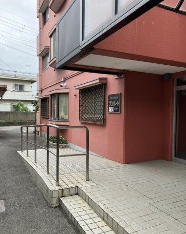 和歌山市市小路　グランドハイツサンルートの外観