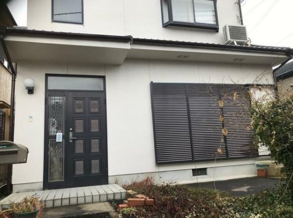 中古戸建　和歌山市楠本のエントランス