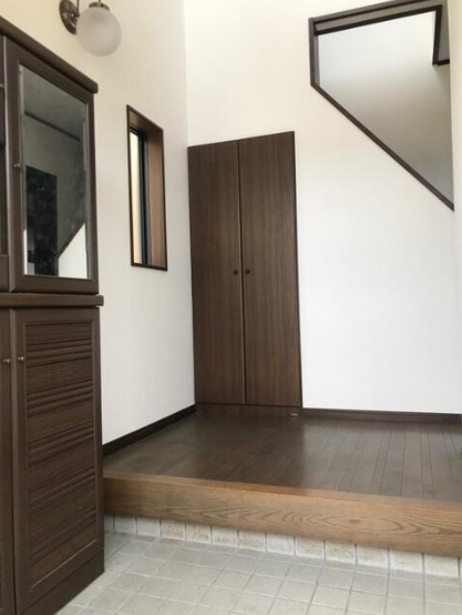 中古戸建　和歌山市楠本の玄関