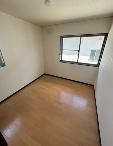 中古戸建　和歌山市　楠本の洋室