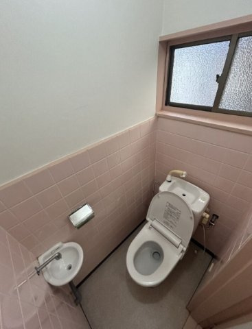 中古戸建　杭ノ瀬のトイレ
