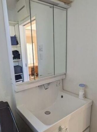 中古戸建　朝日の独立洗面台