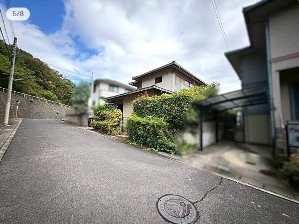 中古戸建　岩出市西安上の前面道路含む現地写真