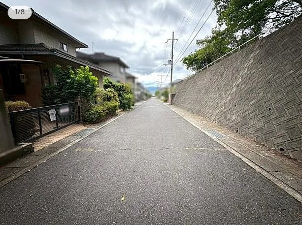 中古戸建　岩出市西安上の前面道路含む現地写真