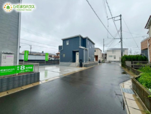 野田市中里3期　新築戸建　2号棟の前面道路含む現地写真|二方 ： 北西 5m 公道、南東 4m 私道