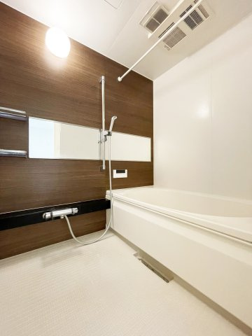 シャーメゾンガーデン福島　Ｂ棟の浴室