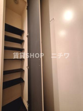 ＳＴＲＩＮＧＳ神山町の玄関