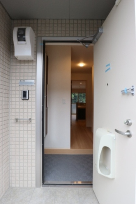 クレストフォーチュン Bの玄関|玄関