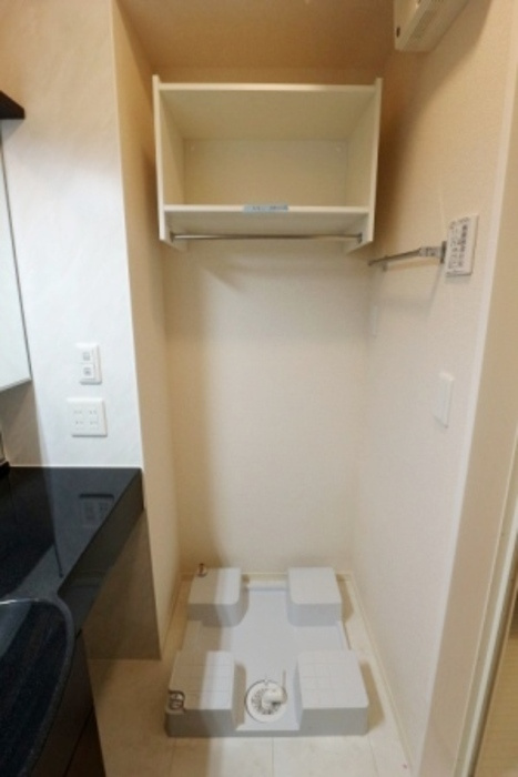 クレストフォーチュン Bのその他|室内洗濯機置場