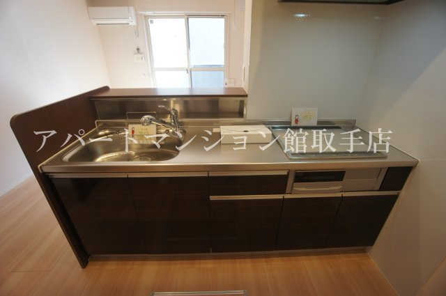 クレストフォーチュン Bのキッチン