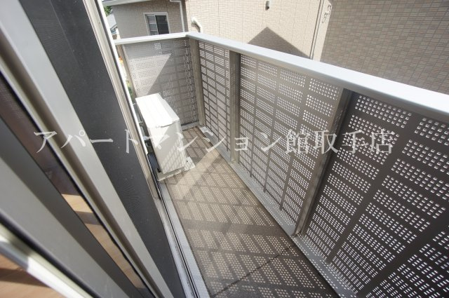 クレストフォーチュン Bのバルコニー