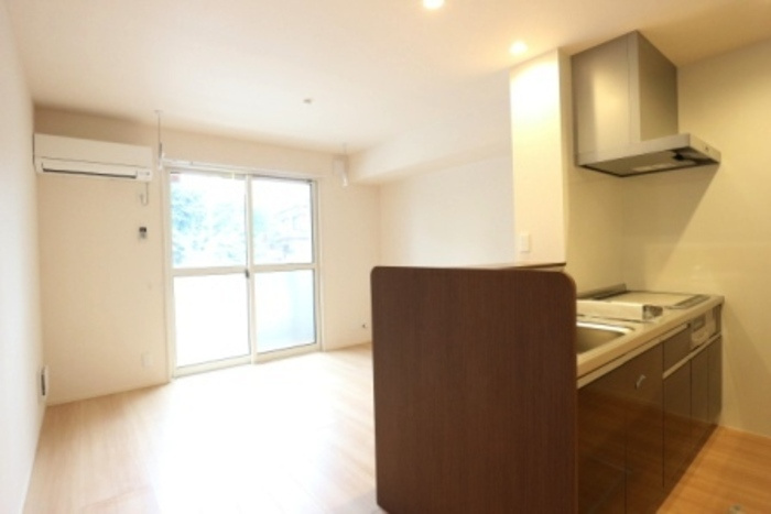 クレストフォーチュン Bの居間・リビング|リビング1