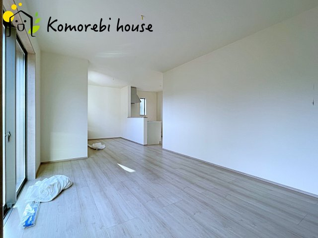 桶川坂田東　第2期　新築一戸建て　ハートフルタウン　Bの居間・リビング|26.3.6撮影済み