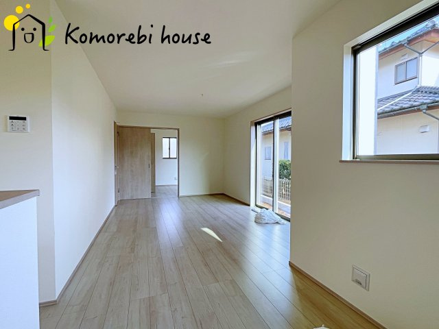 桶川坂田東　第2期　新築一戸建て　ハートフルタウン　Bの居間・リビング|26.3.6撮影済み