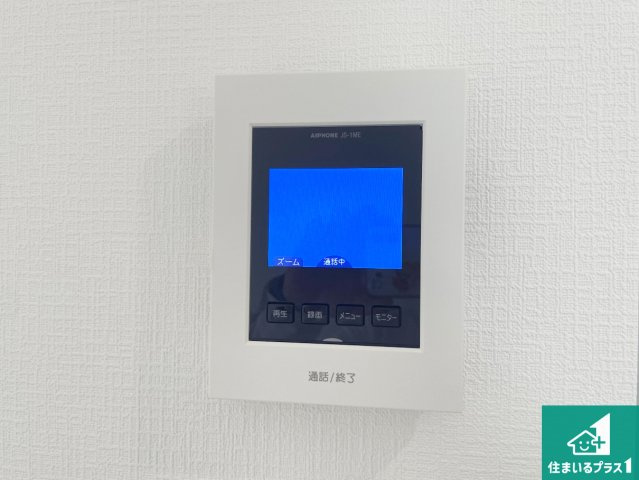 神戸市西区樫野台　新築一戸建ての防犯設備|カラーモニターインターホン！声だけでなく来訪者の姿や顔がモニターで確認できるので、小さなお子様がいらっしゃるご家庭でも安心できます！