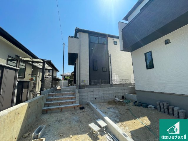神戸市西区樫野台　新築一戸建ての外観|安心の10年保証！外観を美しく保ち、雨水で汚れを落とします！気になることがありましたら、お気軽にお問い合わせください！