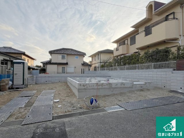 神戸市西区樫野台　新築一戸建ての外観|周辺は落ち着いた街並みの住宅地！子育てがしやすい住環境です！まだ未完成ですが、現地でしかわからない事もございます。是非一度ご覧ください。