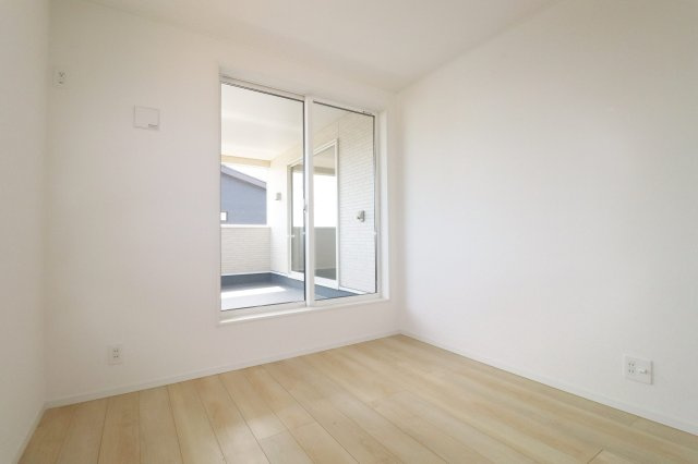 郡山市桜木２丁目　　　　1号棟　　　桃見台小学校、郡山第５中学区の洋室|※同社施工例