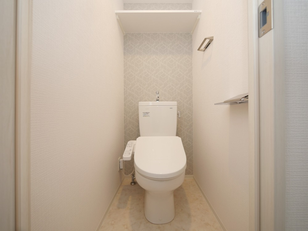 エスリード新大阪ザ・プレミアEASTのトイレ