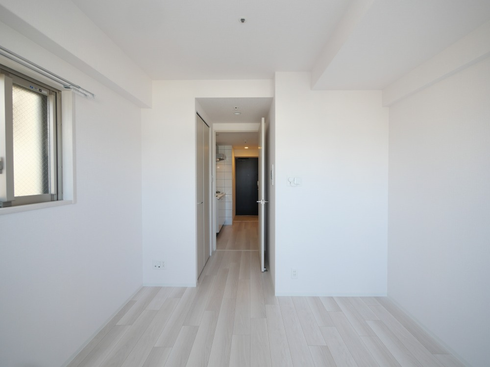 エスリード新大阪ザ・プレミアEASTの洋室