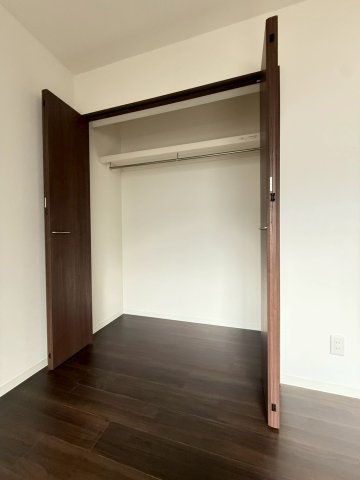 レーヴメゾン　羽衣の収納