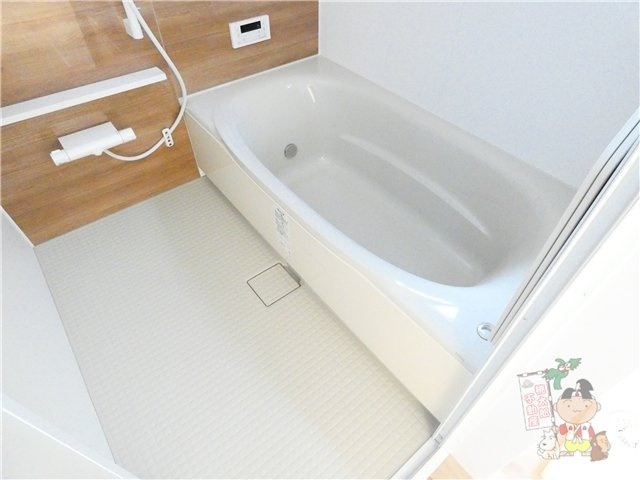 伊島町1丁目戸建貸家の浴室