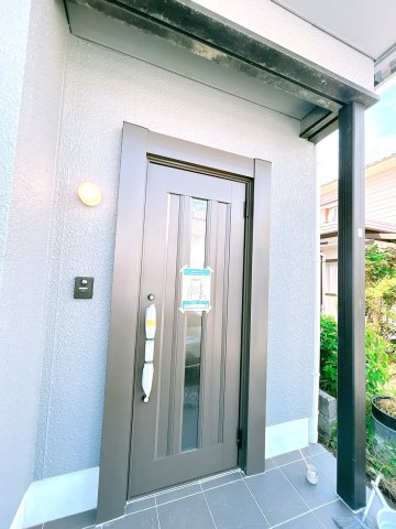 中古 戸建てのエントランス