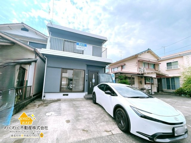 中古 戸建ての駐車場