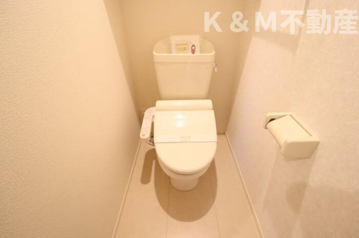 オルテンシア　Ⅰのトイレ|落ち着いたトイレです