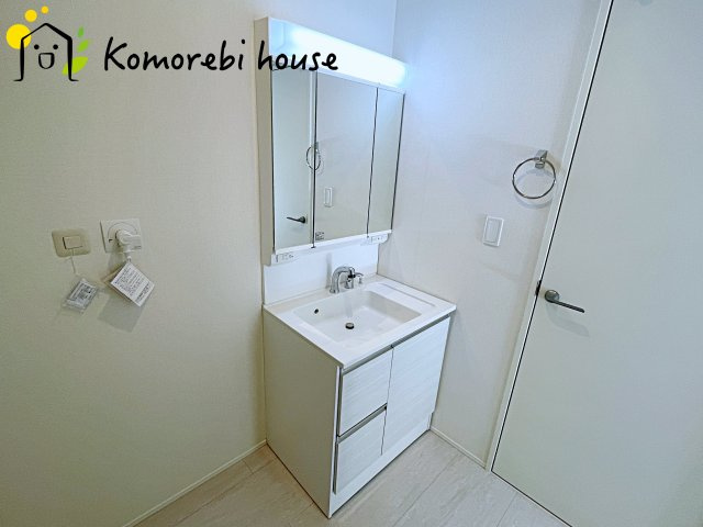 桶川市上日出谷　8期　新築一戸建て　グラファーレ　02の独立洗面台|26.1.29撮影済み